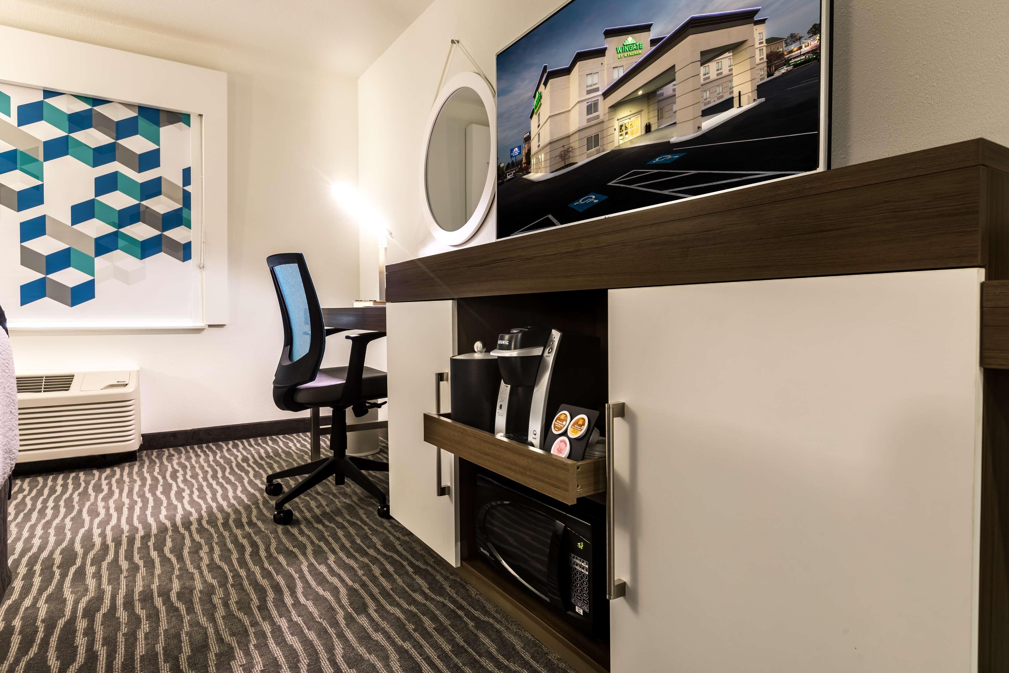 Wingate Augusta Washington Road By Wyndham Exterior foto